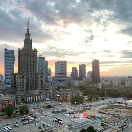 Chmielna 35 - City View Apartment By Noclegi Renters Varşova Dış mekan fotoğraf