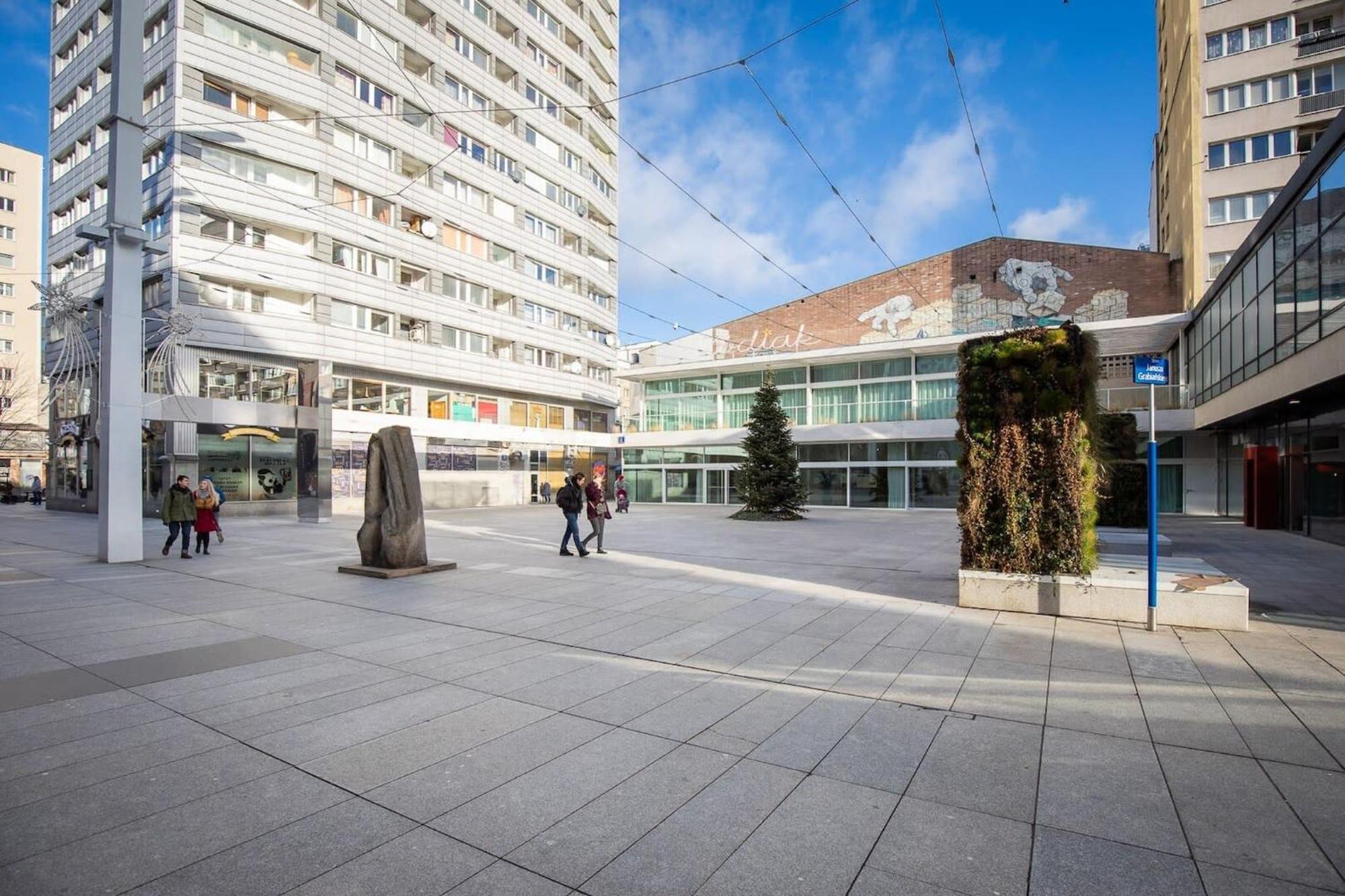 Chmielna 35 - City View Apartment By Noclegi Renters Varşova Dış mekan fotoğraf
