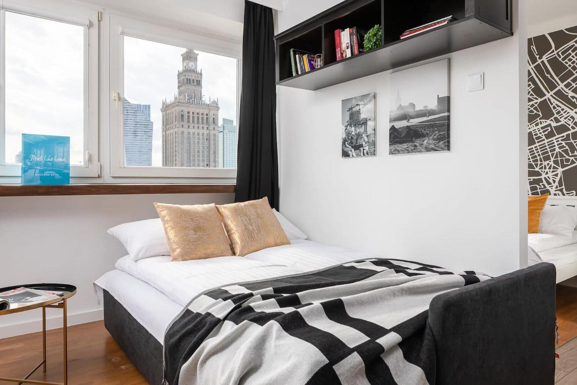 Chmielna 35 - City View Apartment By Noclegi Renters Varşova Dış mekan fotoğraf