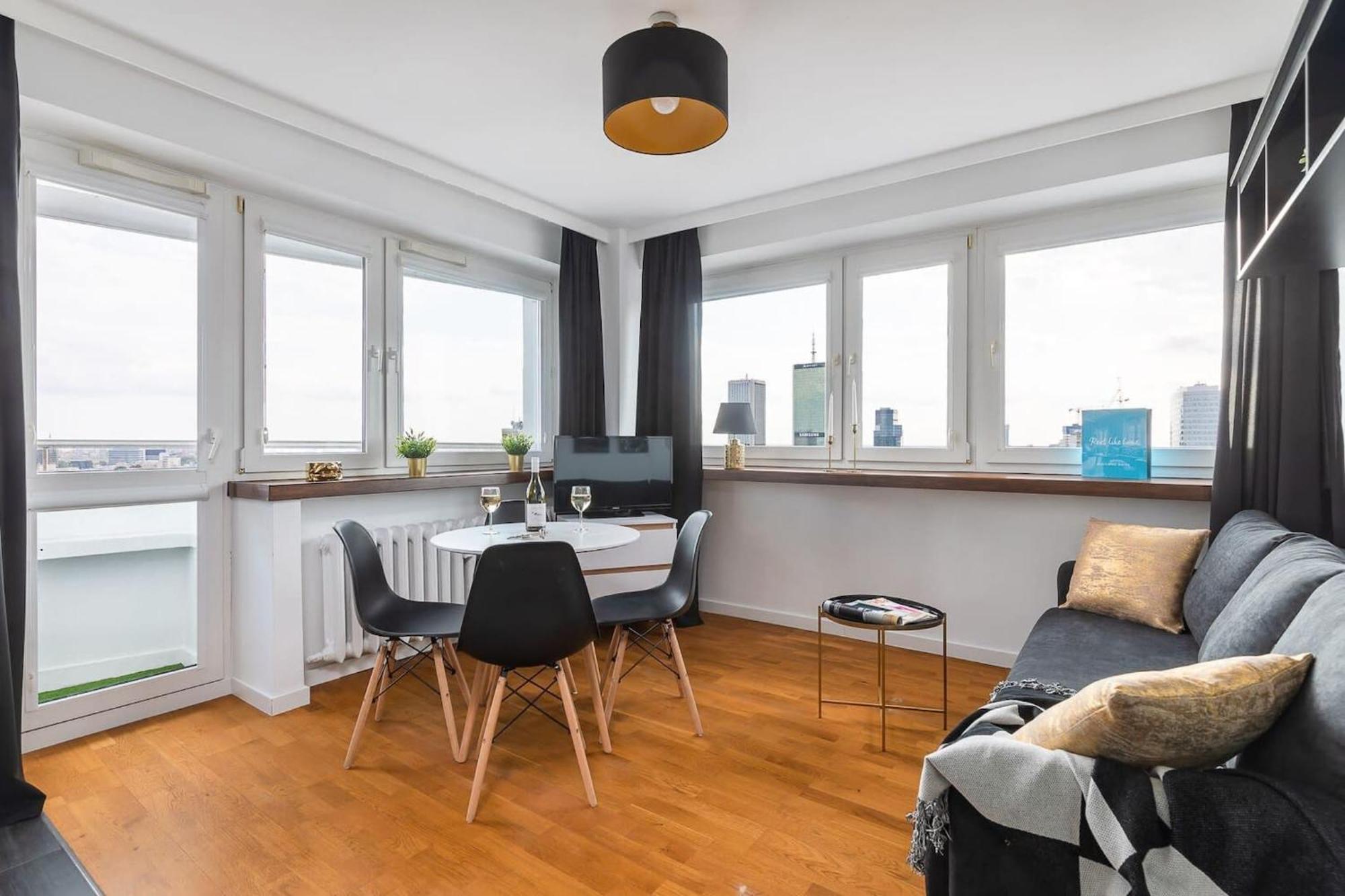 Chmielna 35 - City View Apartment By Noclegi Renters Varşova Dış mekan fotoğraf