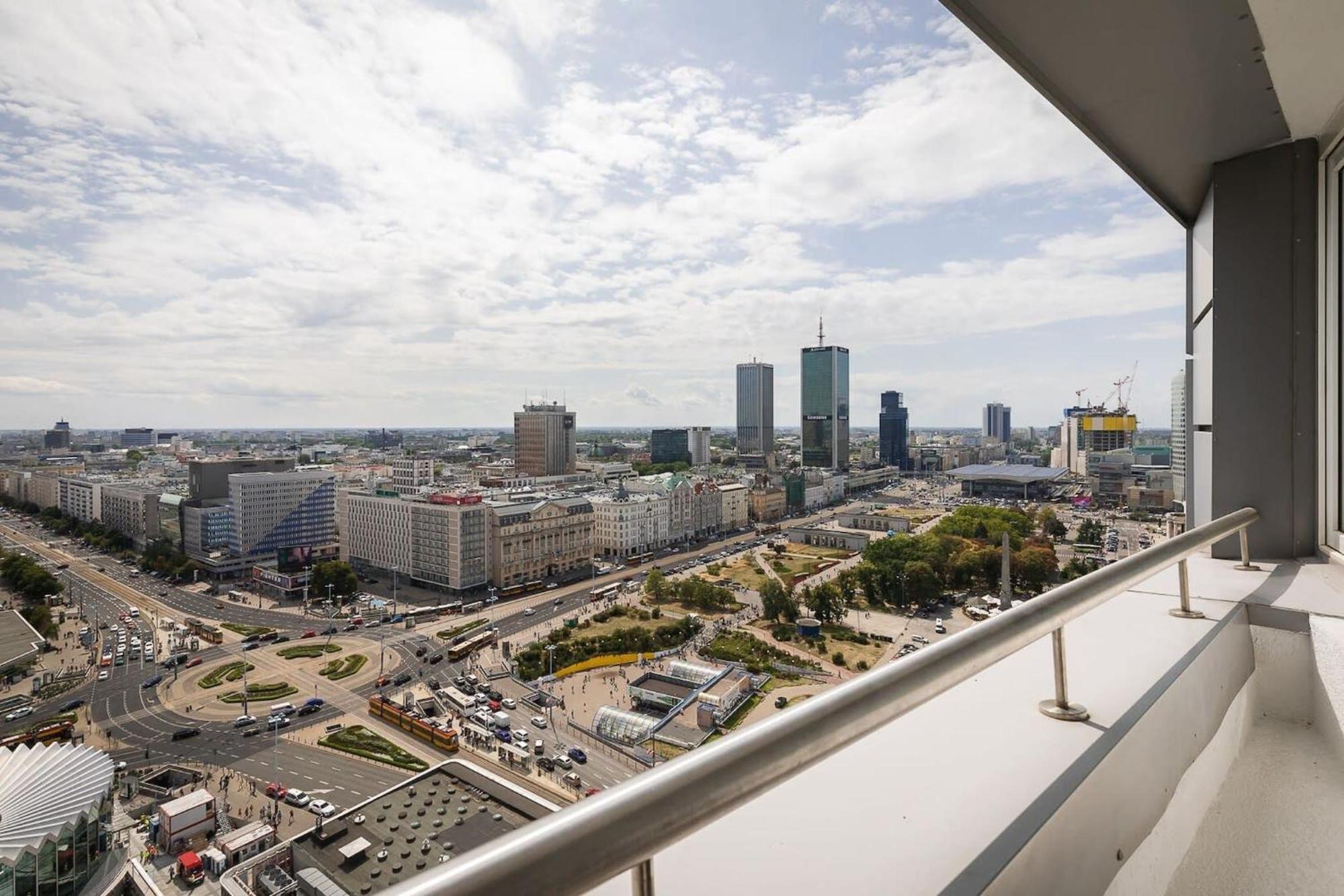 Chmielna 35 - City View Apartment By Noclegi Renters Varşova Dış mekan fotoğraf